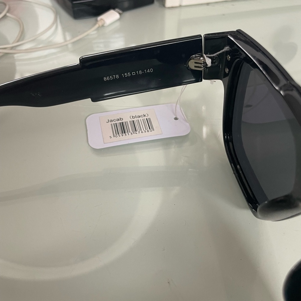 Baldi Sunglasses - Picture 5 of 6